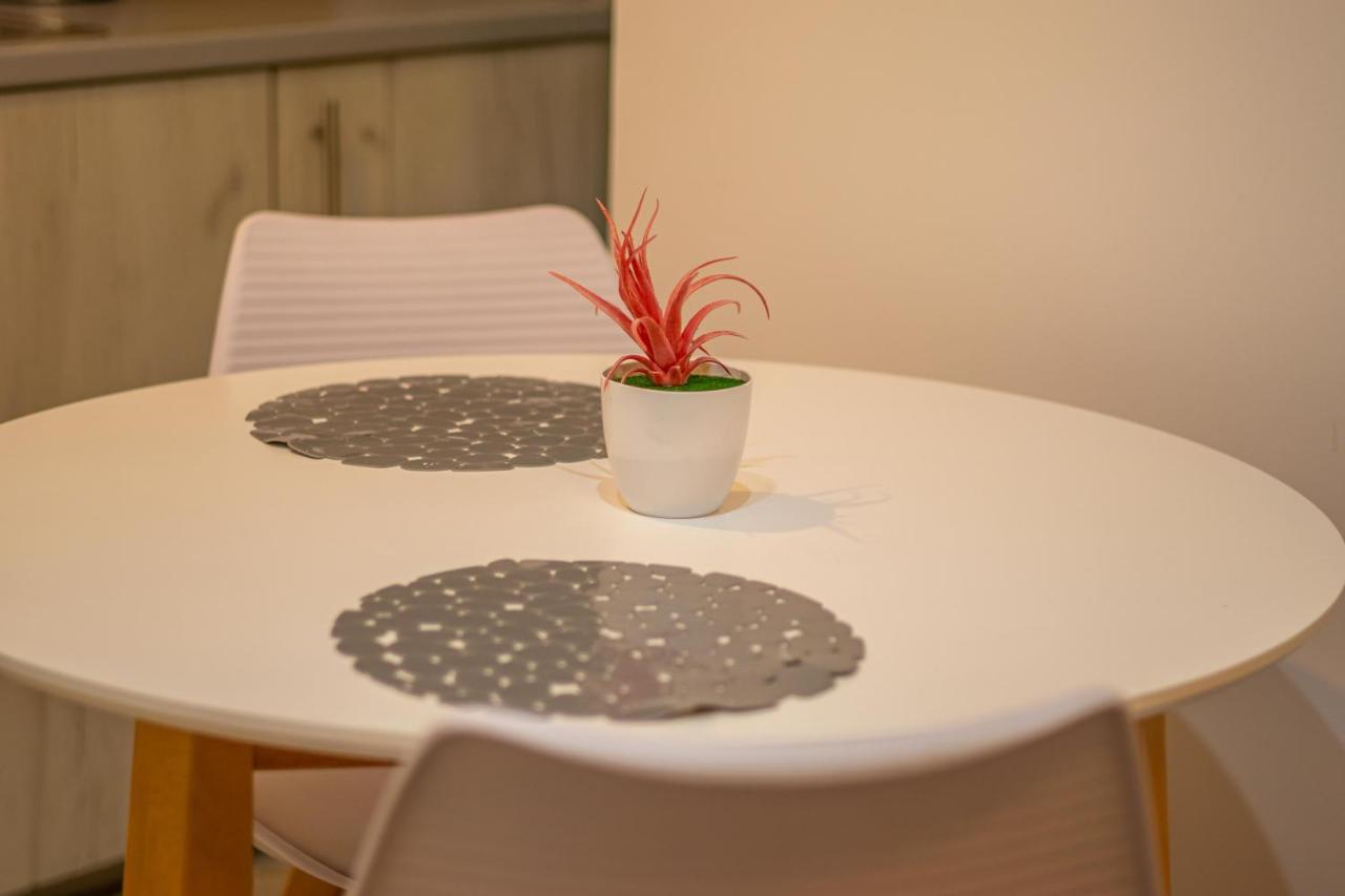 Korinthos Downtown Apartment エクステリア 写真